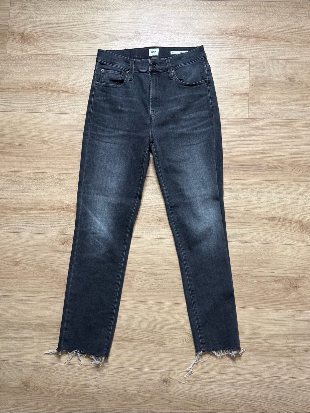 Anthropologie Edwin Bree Slim Straight Jean Size 28